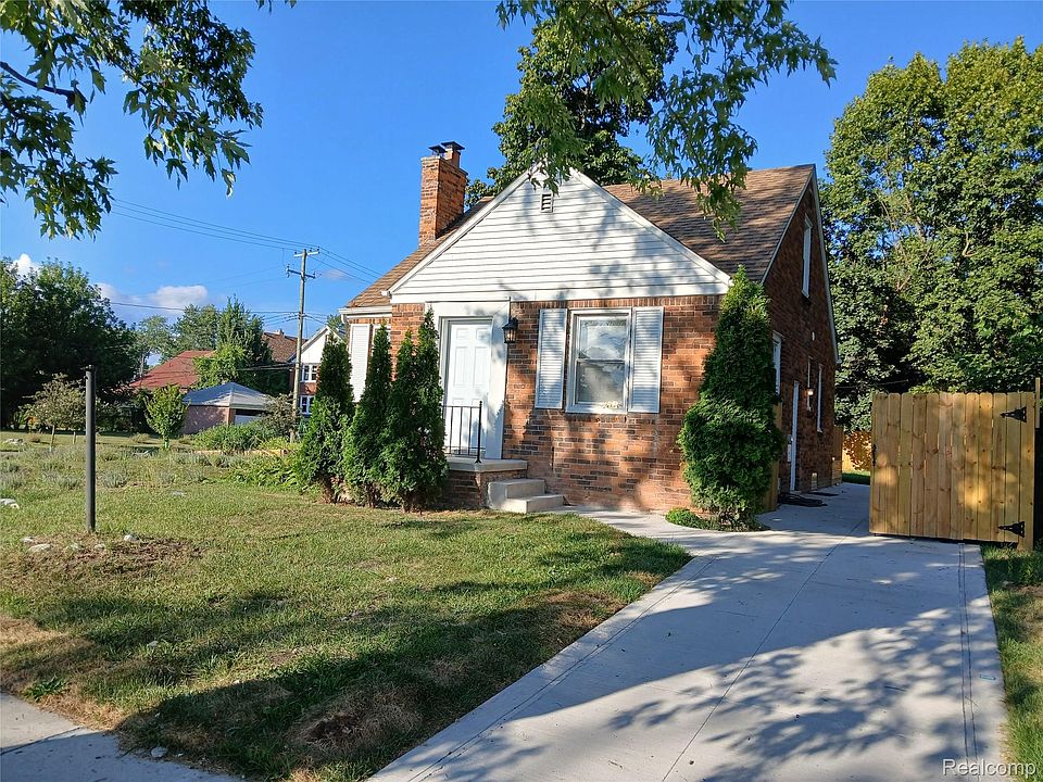 1st image of 388 Eastlawn St