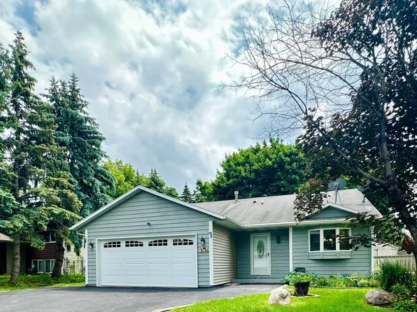 5707 W 137th St, Savage, MN 55378