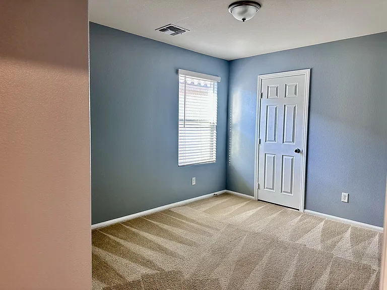 5758 Mia Skye St — Photo 15