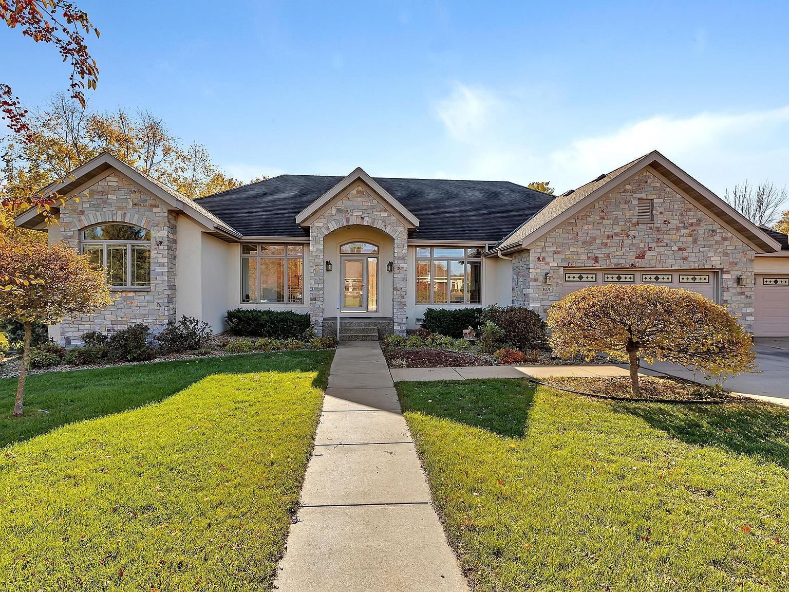 2020 Lone Oak Cir, Saint Cloud, MN 56301 Zillow