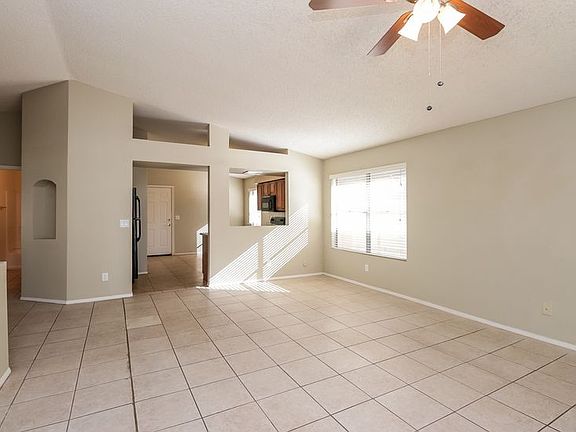 5th image of 4035 E Covina St