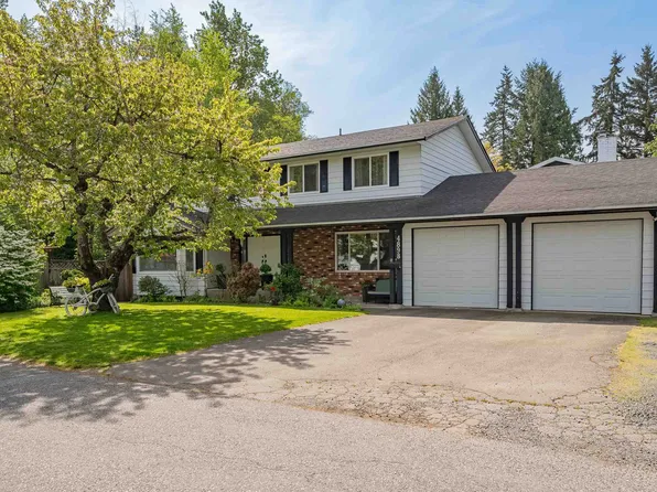 4898 205a St, Langley, BC V3A 5R1