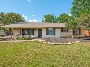 221 Linda Ln, Irving, TX 75062