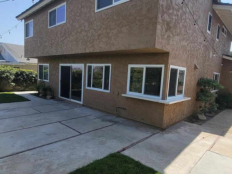 19326 Tomlee Ave — Photo 4