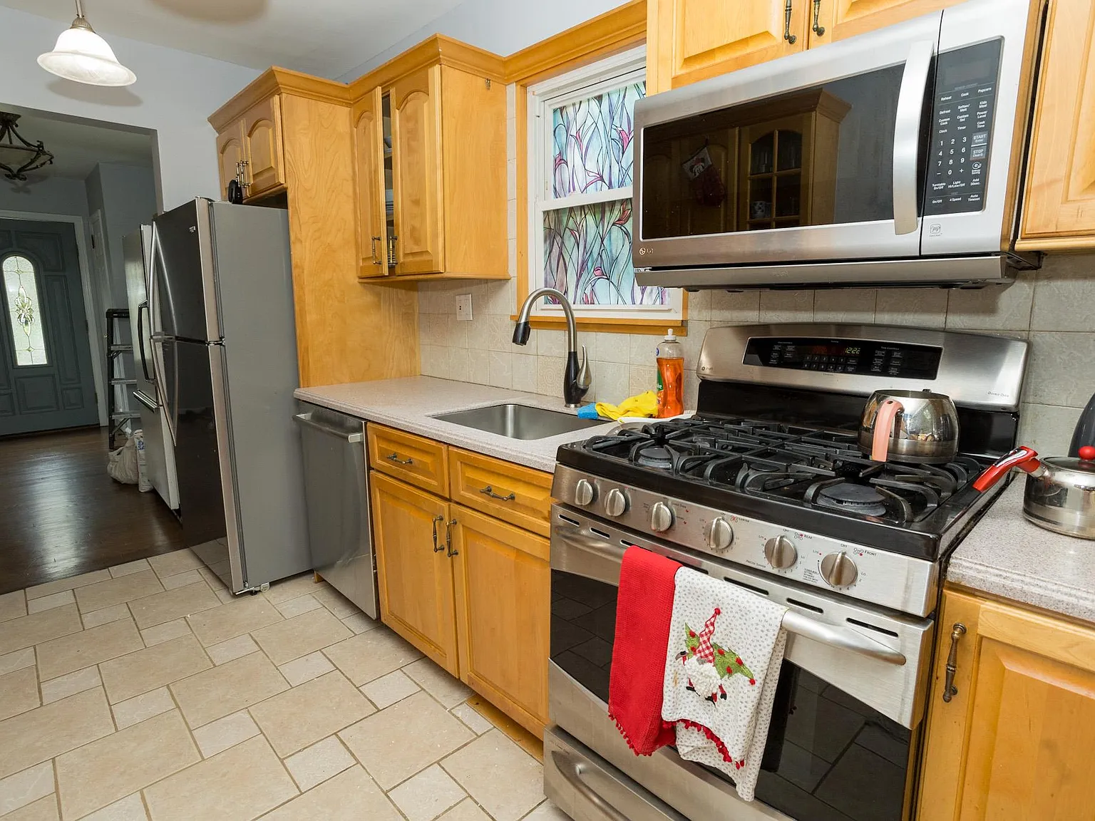 4 bed, $5,000 — Photo 4