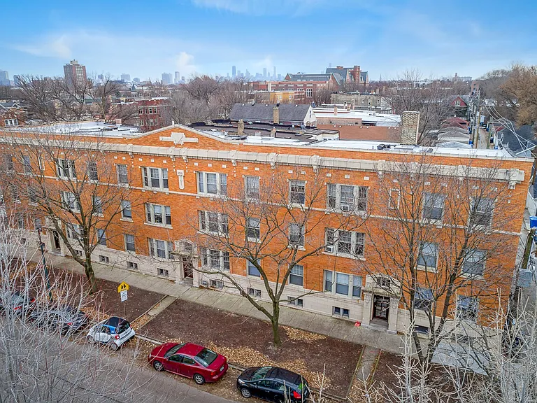 1601 W Berteau Ave — Photo 1
