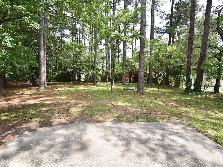 333 McFadyen Dr — Photo 17