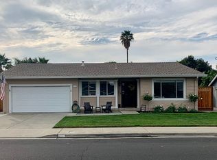 1530 Ridgewood Rd, Pleasanton, CA 94566