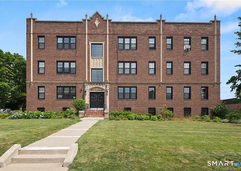 684 Farmington Ave #B6