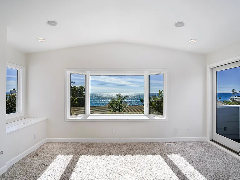 5247 Chelsea St — Photo 14