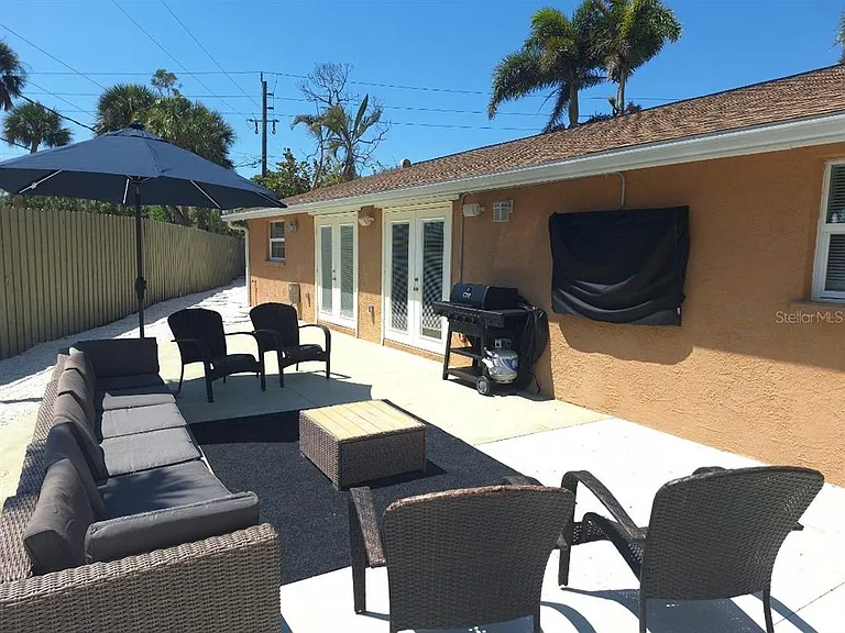 1203 Lyric Ln — Photo 27