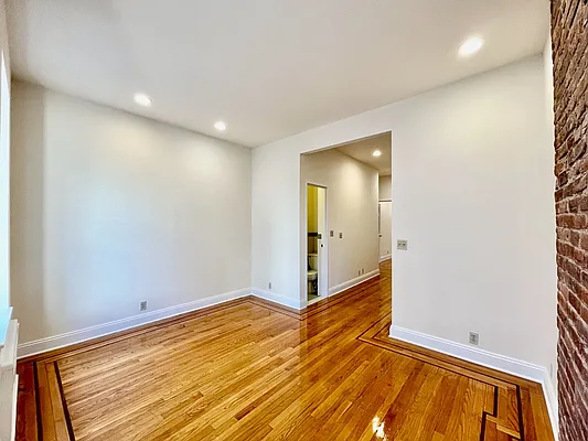 Rented by J & L Holding Corporation | media 5