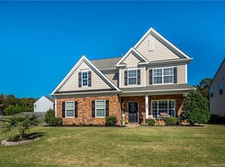 1801 Hoosac Dr, Waxhaw, NC 28173