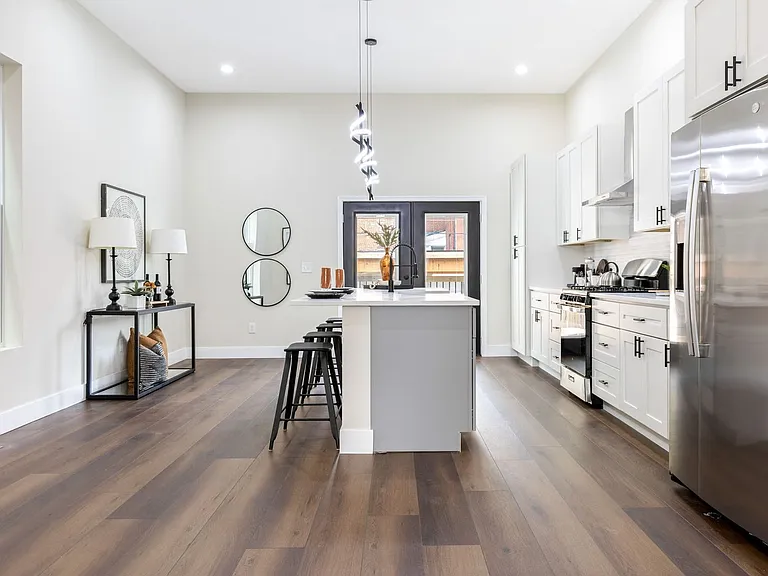 4209 Norfolk Ave — Photo 6