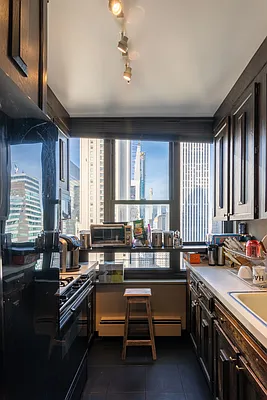 Rented by BARNES New York | media 7
