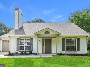 2826 Knollberry Ln, Decatur, GA 30034