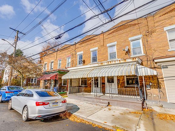 2nd image of 1202 Woodland Ave