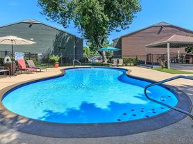 Imperial Landing Apartments