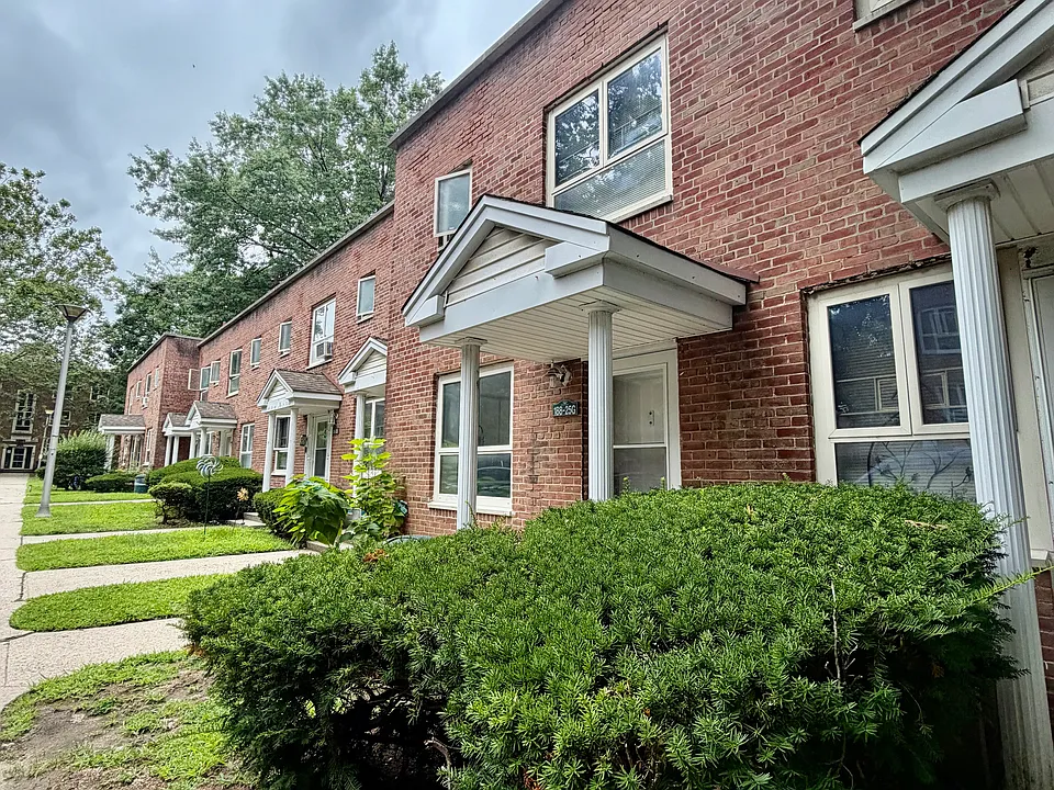 71st Cres
