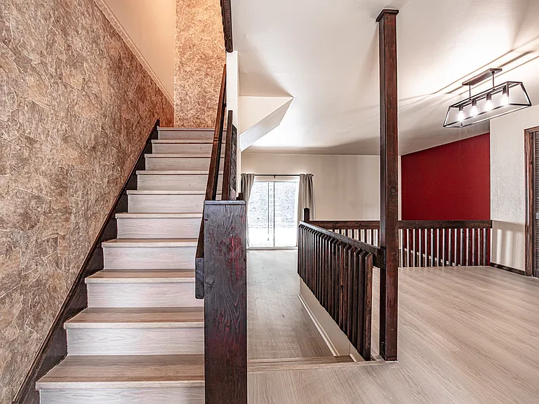 1026 Fox Run — Photo 17