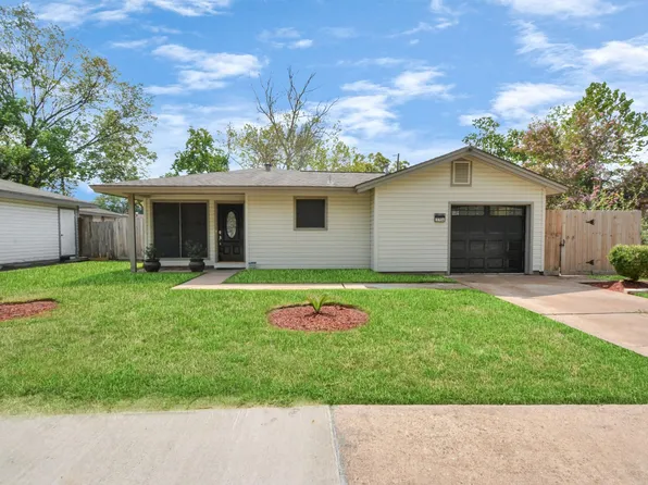 2706 Harvard St, Pasadena, TX 77502