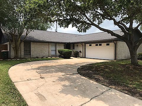 1st image of 111 Laramie Dr #V