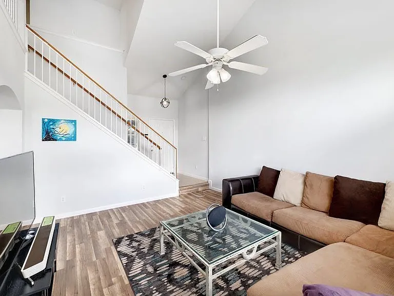505 Woodsorrel Way — Photo 5