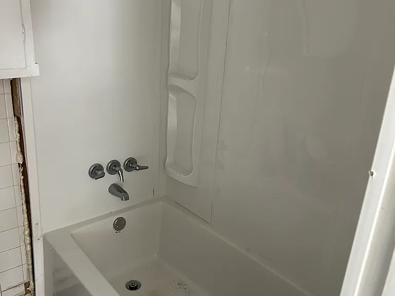 707 Lewis St — Photo 5