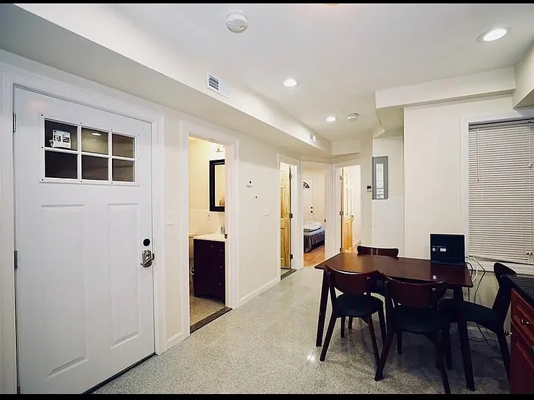 179 Northampton St #4 — Photo 4