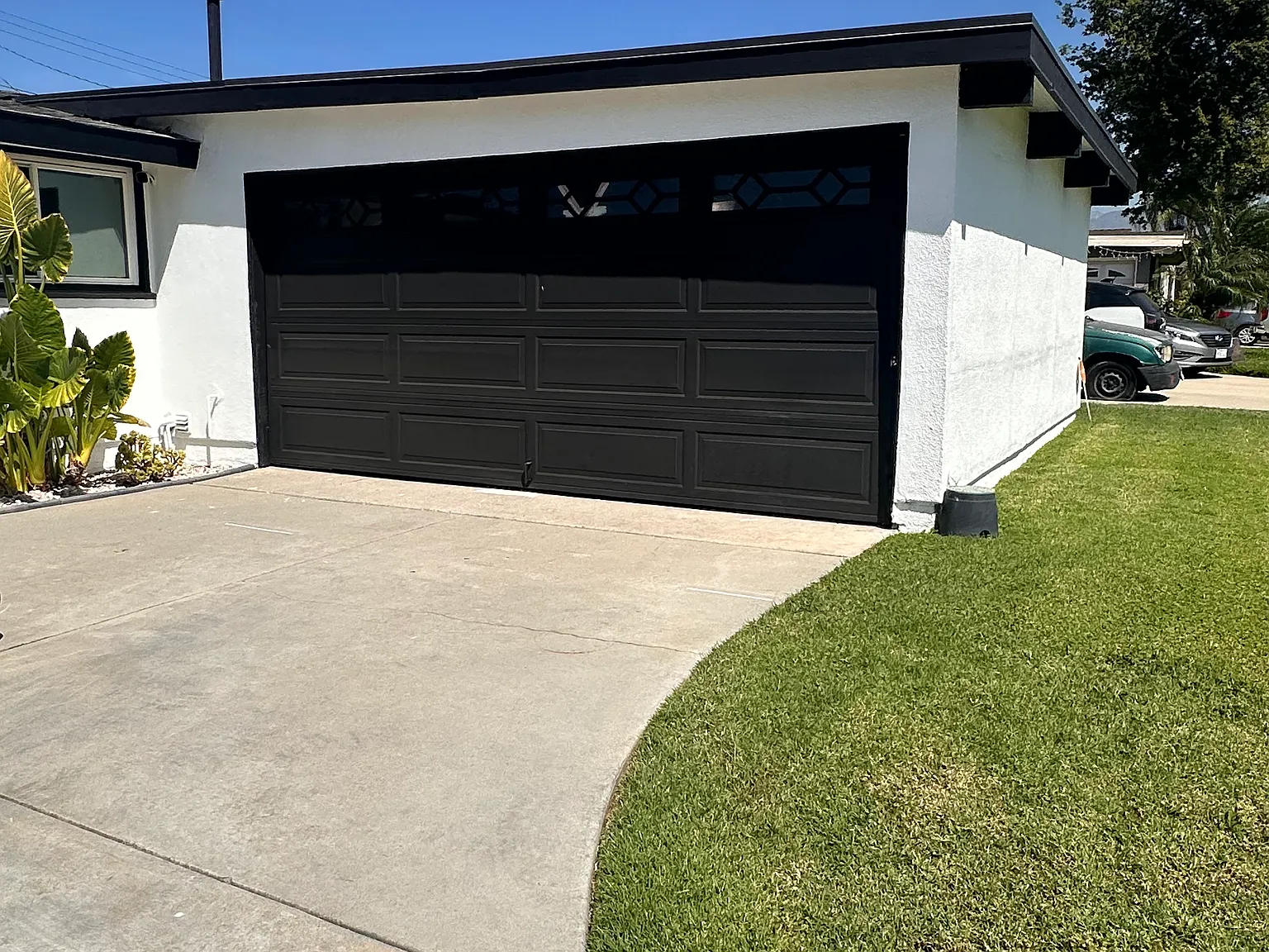 3 bed, 1175 sqft, $3,900 — Photo 4