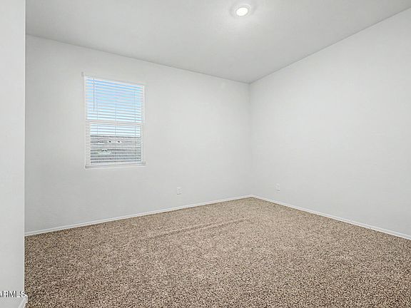 5th image of 7825 W MIAMI Street