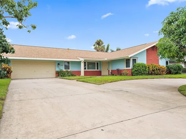 1113 41st Ave NE, Saint Petersburg, FL 33703