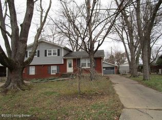 111 E Maplewood Dr, Clarksville, IN 47129