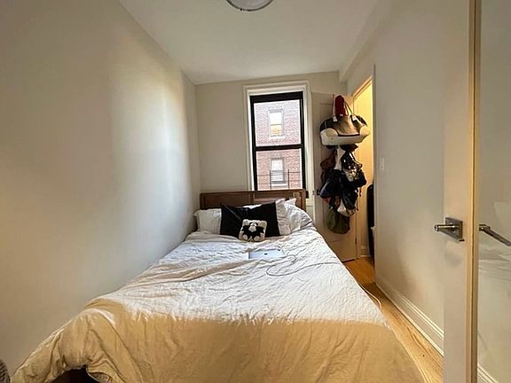 2nd image of 100 Woodruff Ave #5S