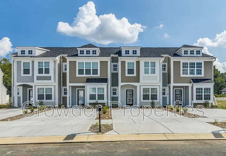 359 Halton Crossing Dr SW — Photo 1