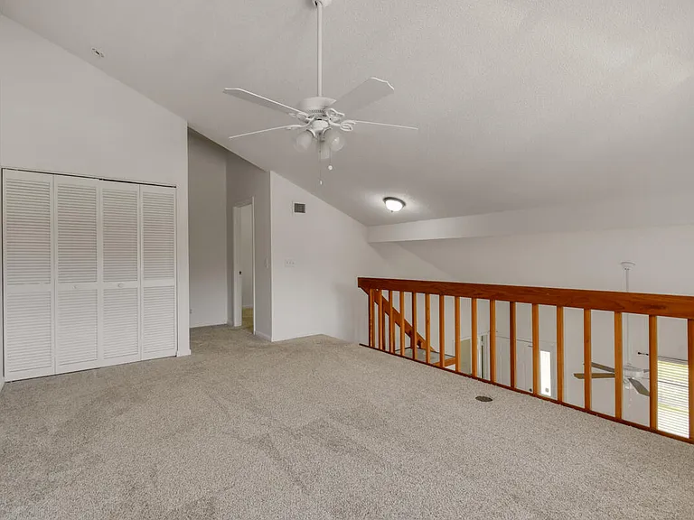 324 Maplecrest Cir — Photo 24