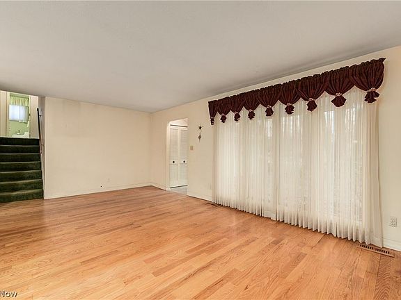 3rd image of 4573 Michael Ave