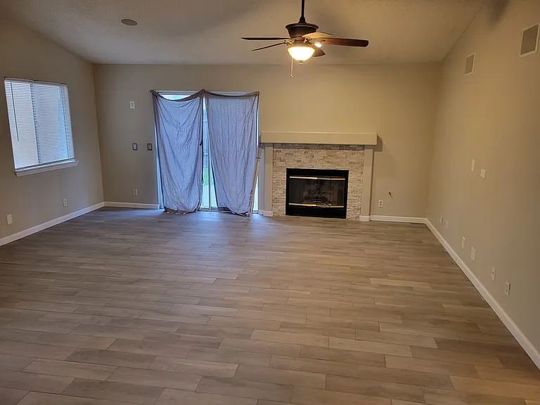 3121 Silver Spur Way — Photo 2