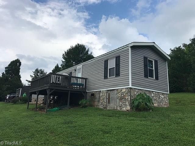 1st image of 204 Green Meadow Ln