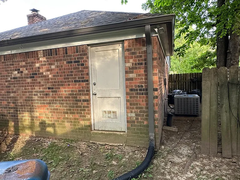8588 Kettering Dr — Photo 18