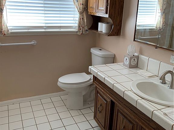 5th image of 5955 Donna Ave
