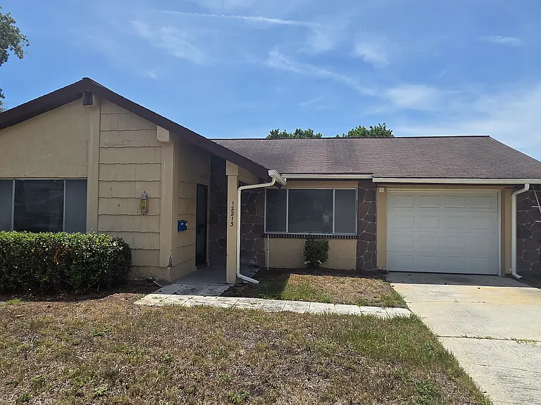 12213 Partridge Hill Row — Photo 1