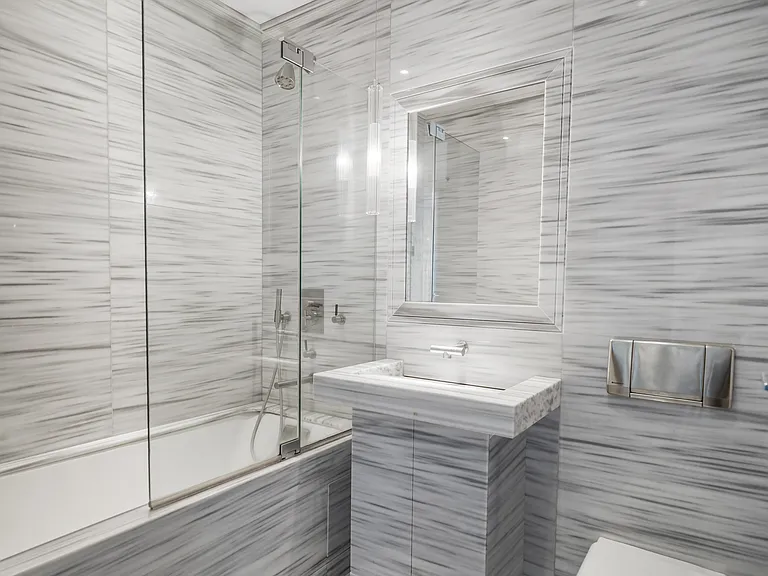80 Columbus Cir #67B — Photo 8