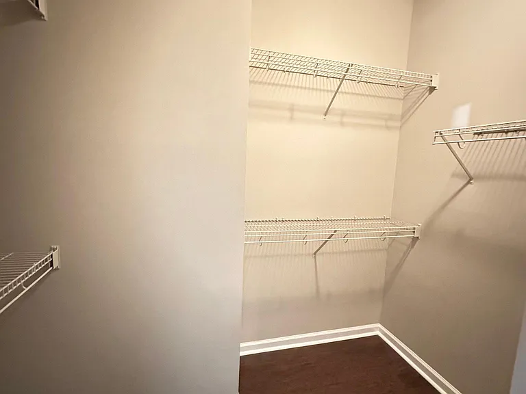 108 Gardenside Dr — Photo 10