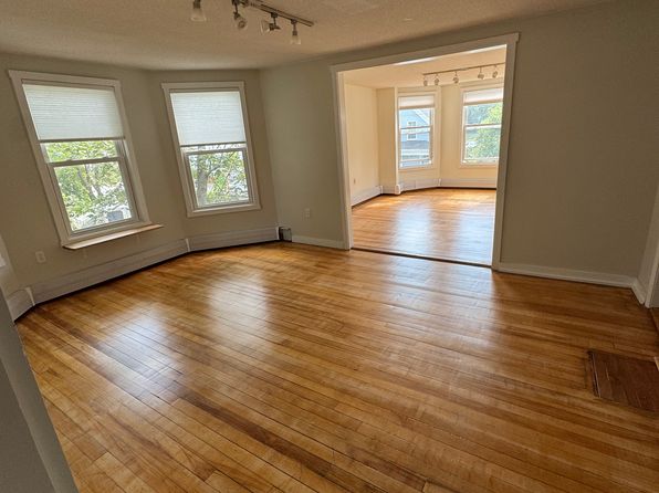 13 Arcadia St #2