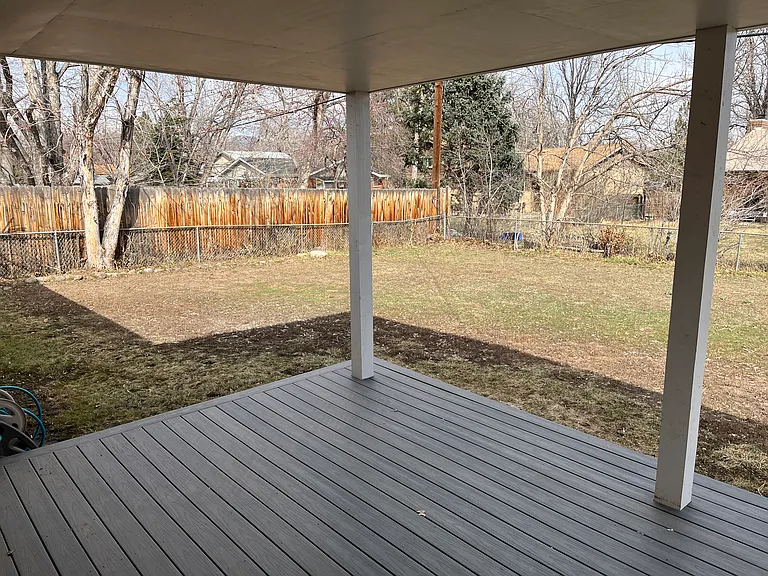 3605 Martin Dr — Photo 36