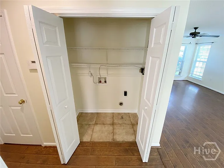 205 Salt Landing Cir — Photo 16