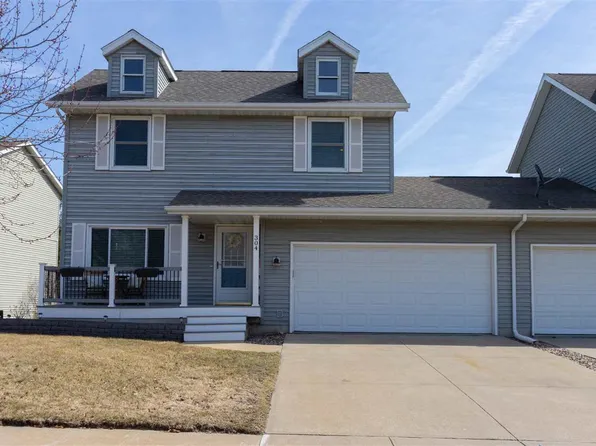 304 Stephans St, Tiffin, IA 52340