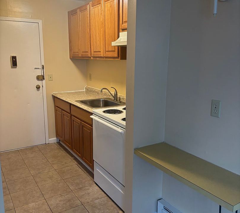 1st image of 106-122 Polk St #10