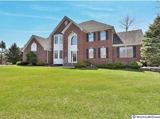 19 Palamino Dr, Jackson, NJ 08527